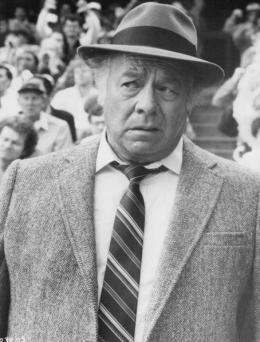 乔治·肯尼迪 George Kennedy