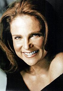 托芙·菲尔德舒 Tovah Feldshuh