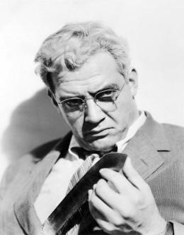 雷蒙德·布尔 Raymond Burr