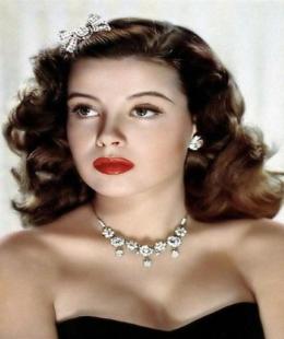 格洛丽亚·德黑文 Gloria DeHaven