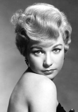 雪莉·麦克雷恩 Shirley MacLaine