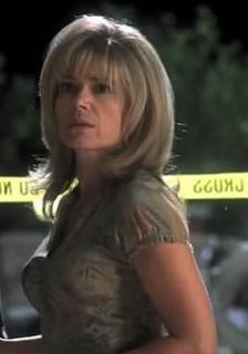 玛丽-玛格丽特·休姆斯 Mary-Margaret Humes